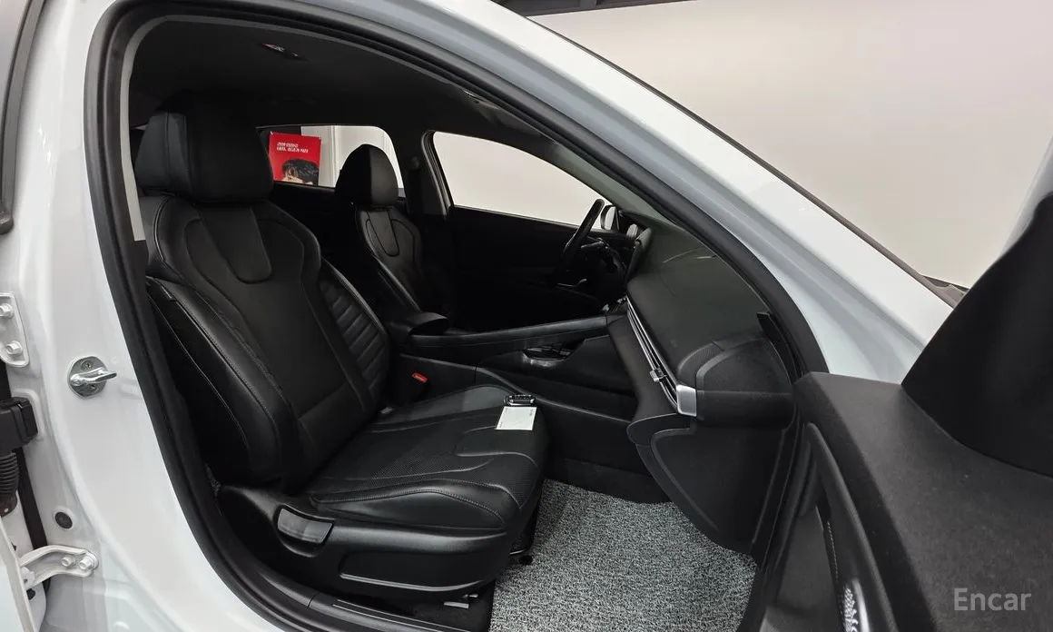 Фото 10 - Hyundai Avante