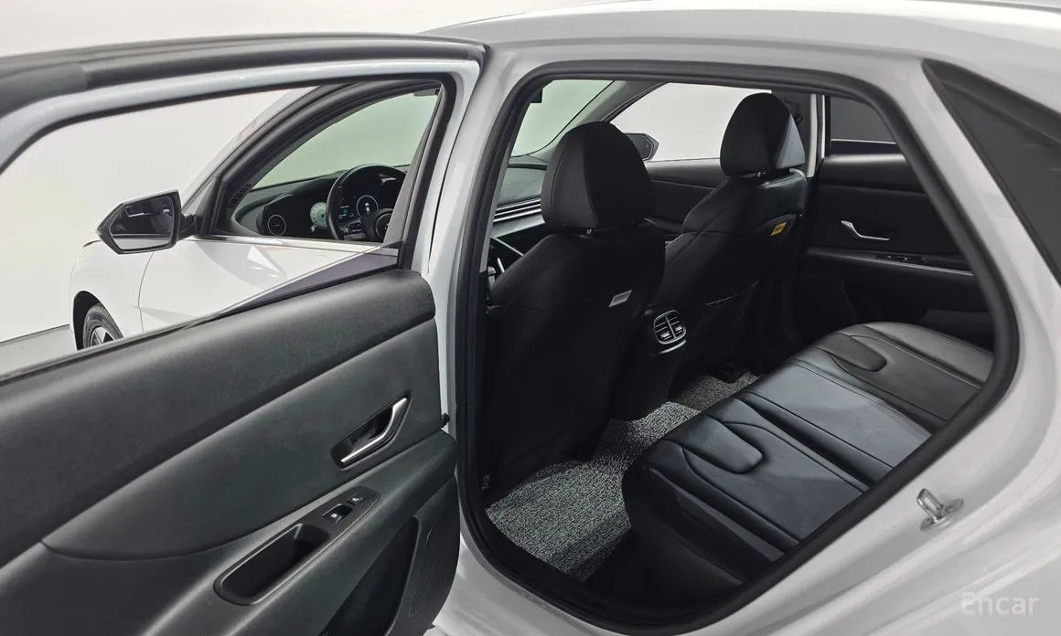 Фото 16 - Hyundai Avante