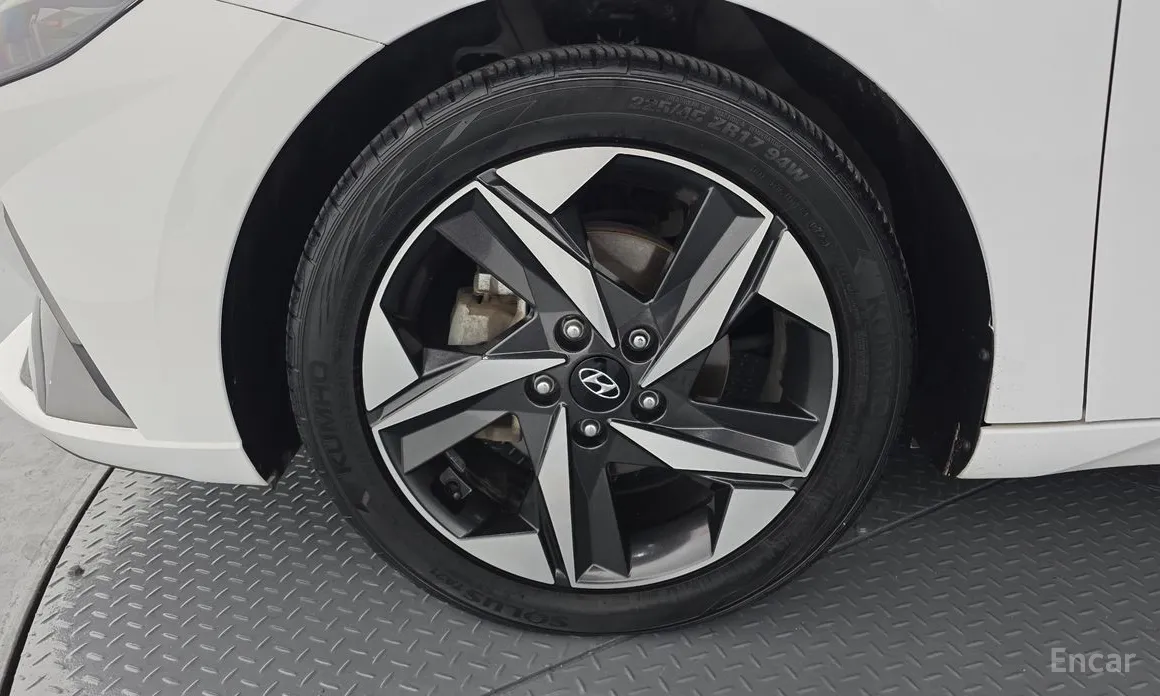 Фото 5 - Hyundai Avante