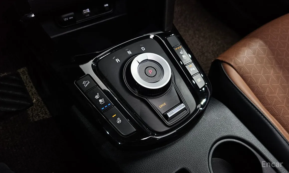 Фото 9 - Kia Seltos