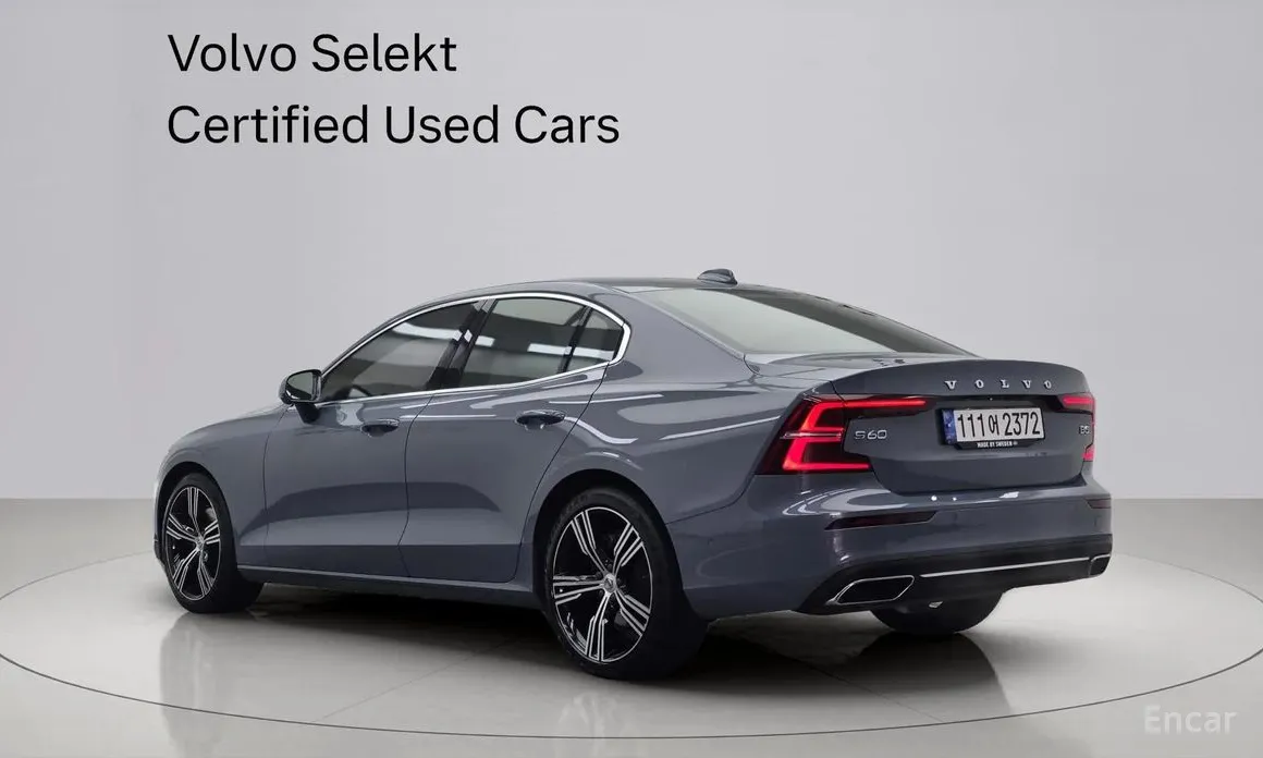 Фото 4 - Volvo S60
