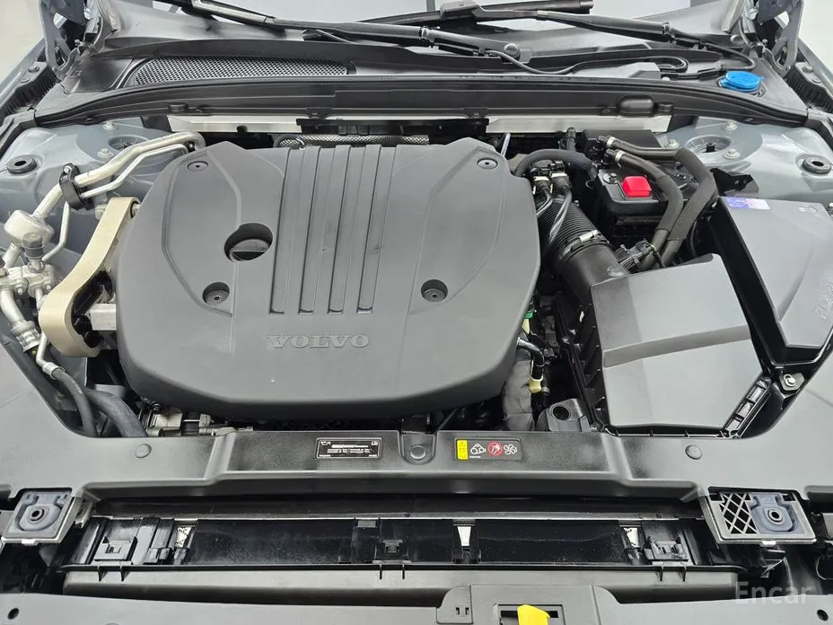 Фото 7 - Volvo S60