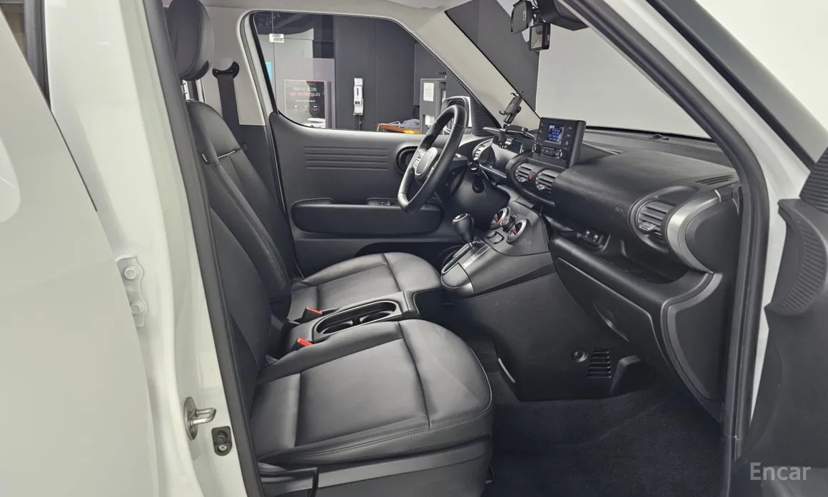 Фото 11 - Hyundai Casper