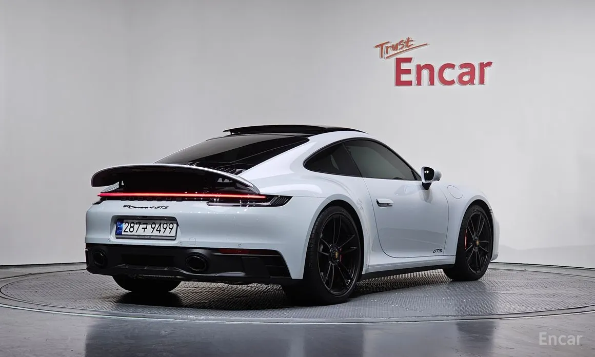 Фото 2 - Porsche 911