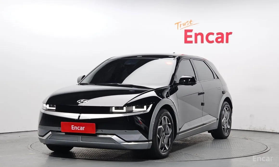 Фото 1 - Hyundai Ioniq 5