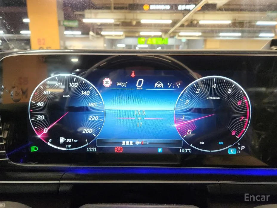 Фото 12 - Mercedes-Benz GLE-Class