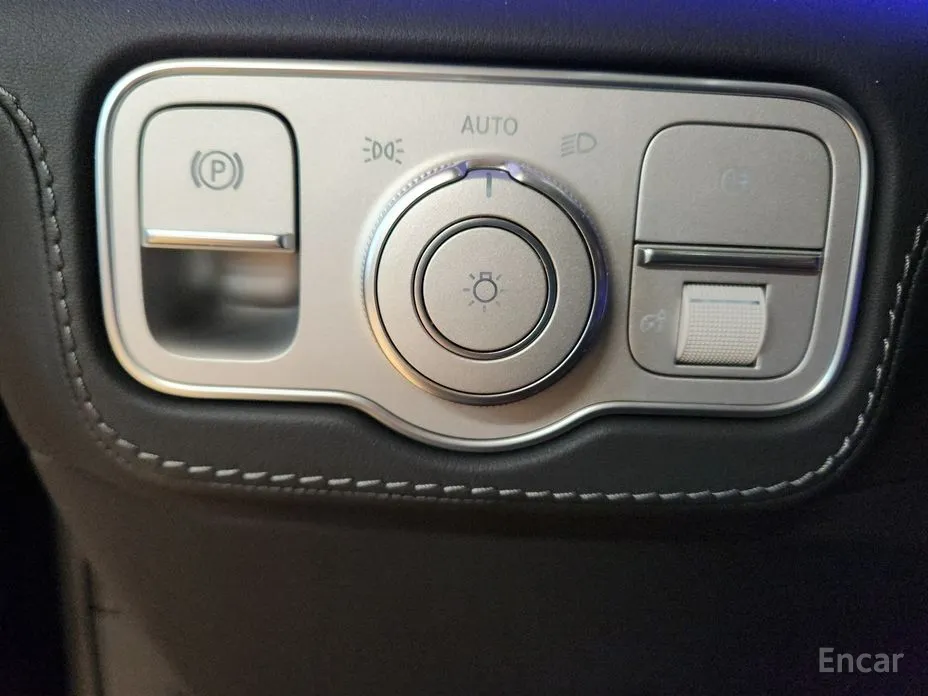 Фото 16 - Mercedes-Benz GLE-Class