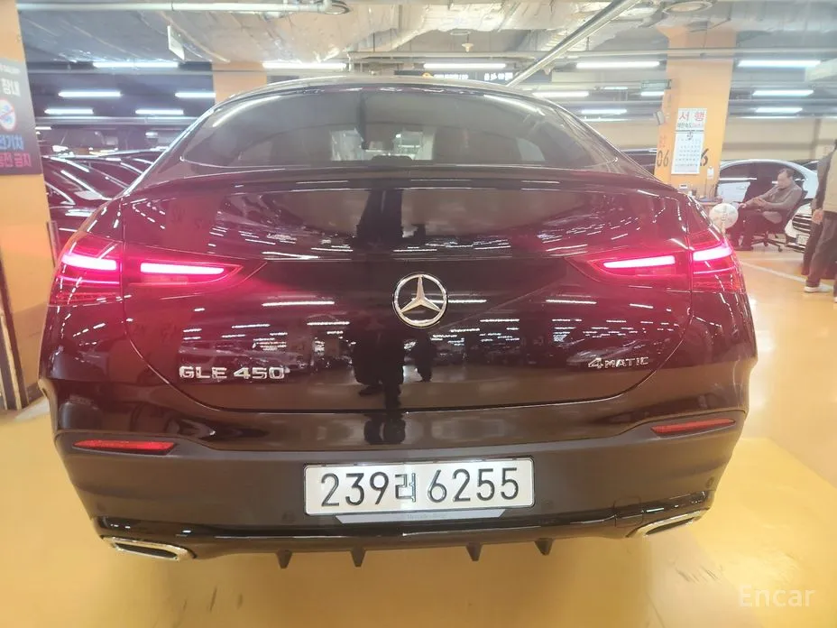 Фото 4 - Mercedes-Benz GLE-Class