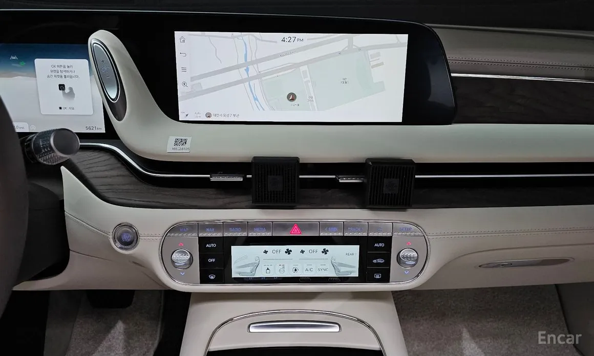 Фото 15 - Genesis G90