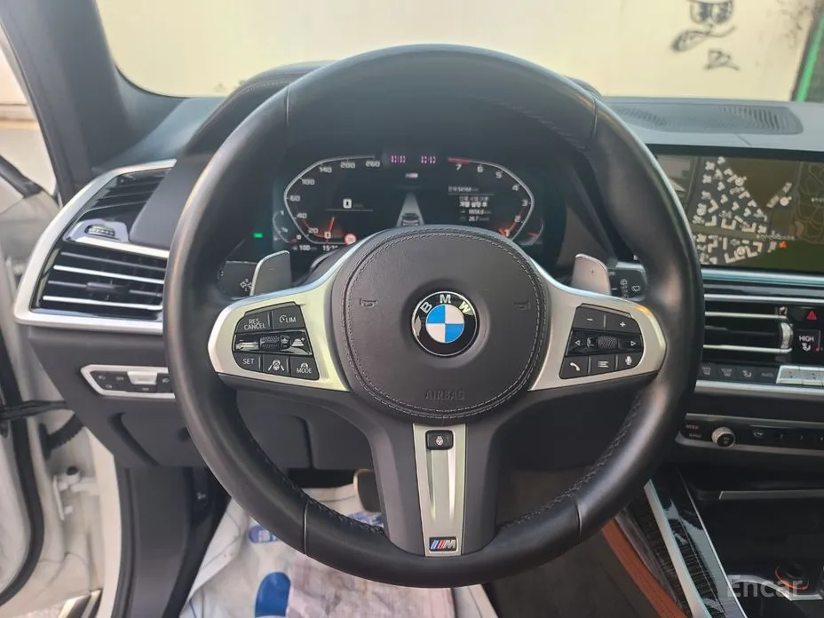 Фото 18 - BMW X7