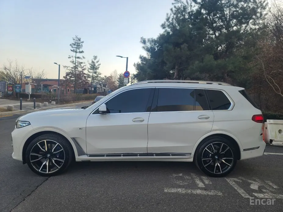 Фото 3 - BMW X7