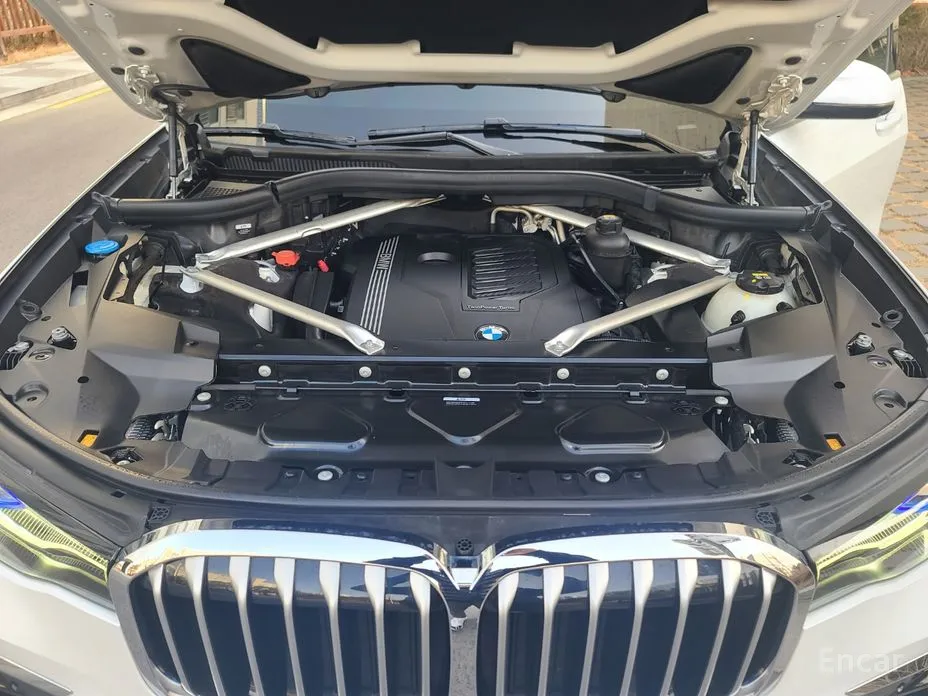 Фото 6 - BMW X7