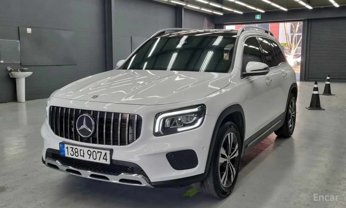 Фото 1 - Mercedes-Benz GLB-Class