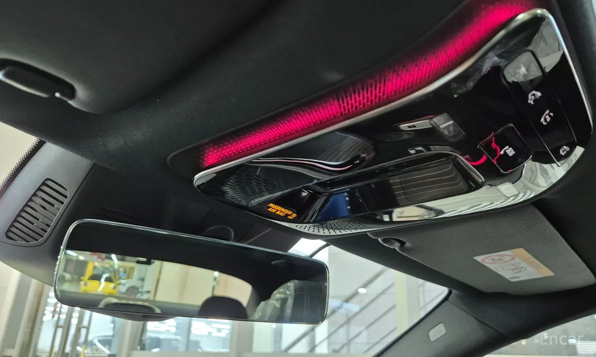 Фото 17 - Mercedes-Benz E-Class