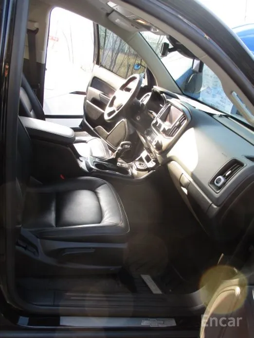 Фото 9 - Chevrolet Colorado