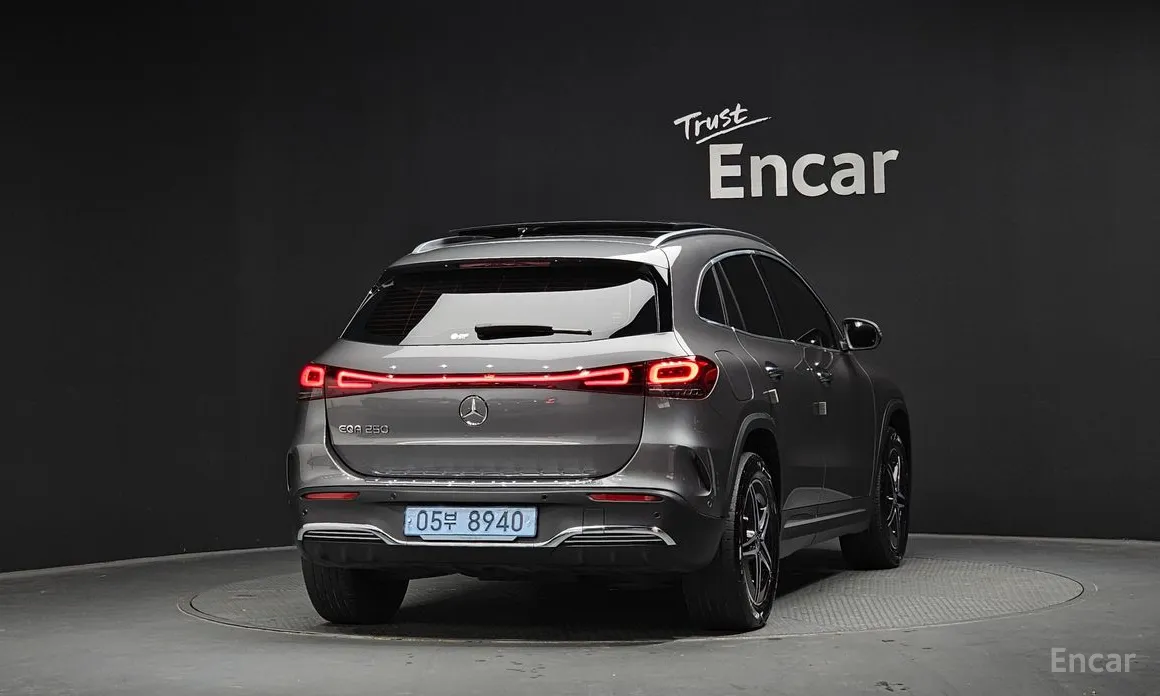Фото 4 - Mercedes-Benz EQA