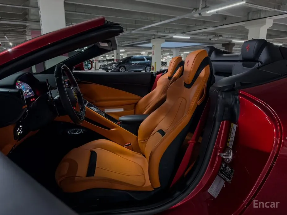 Фото 7 - Ferrari Roma