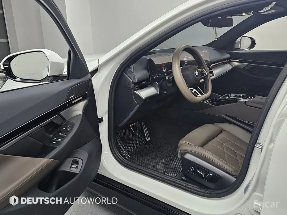 Фото 11 - BMW 5 Series