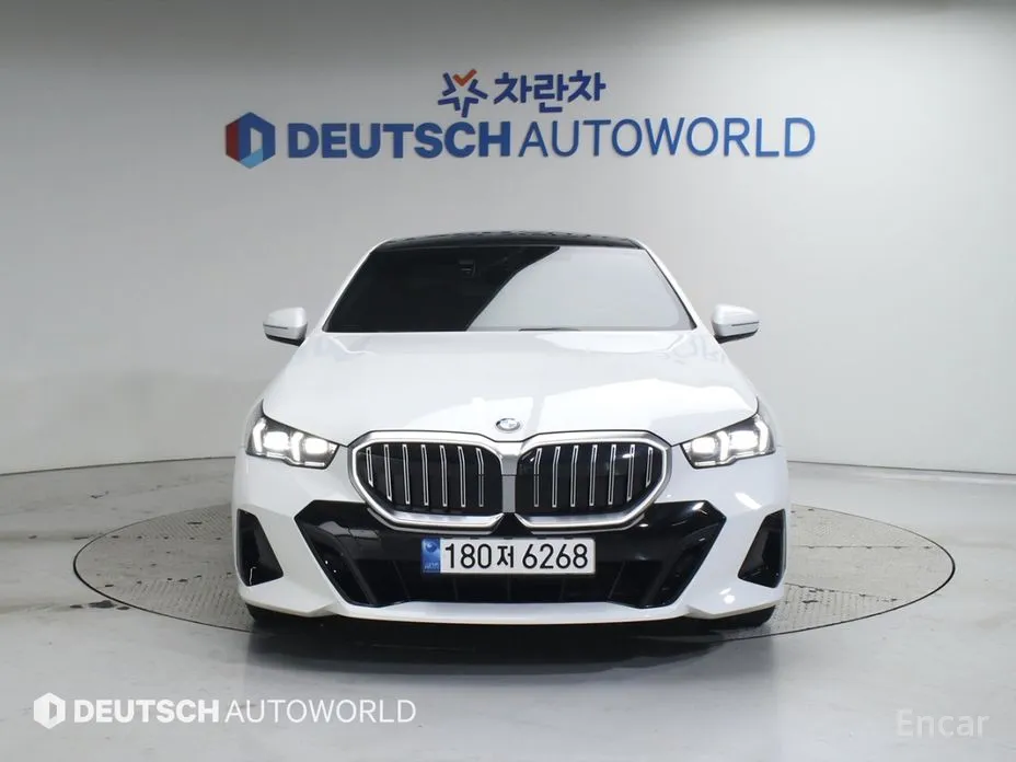 Фото 3 - BMW 5 Series