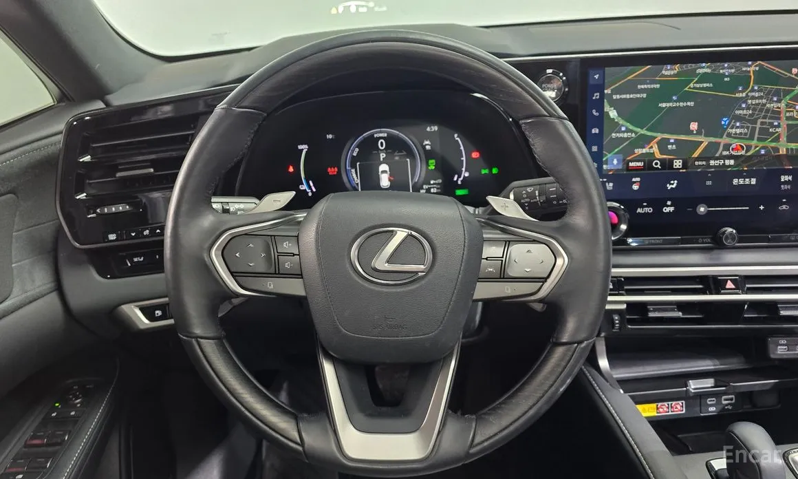 Фото 13 - Lexus RX