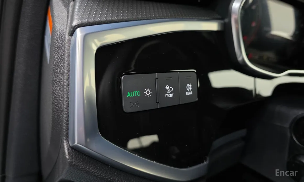 Фото 12 - Audi Q3