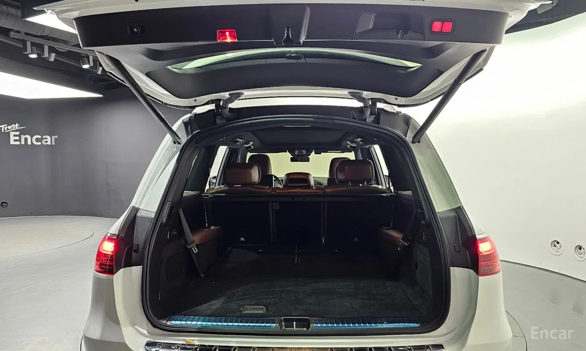 Фото 20 - Mercedes-Benz GLS-Class