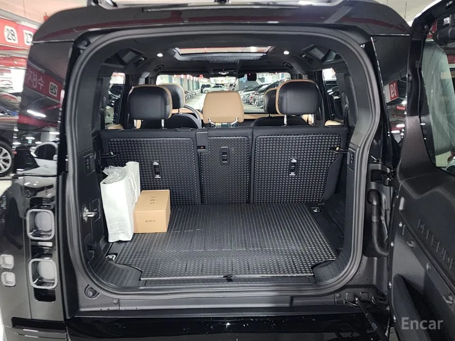 Фото 15 - Land Rover Defender