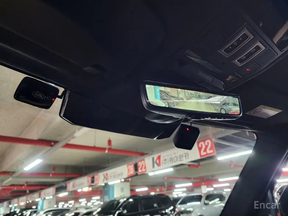 Фото 18 - Land Rover Defender