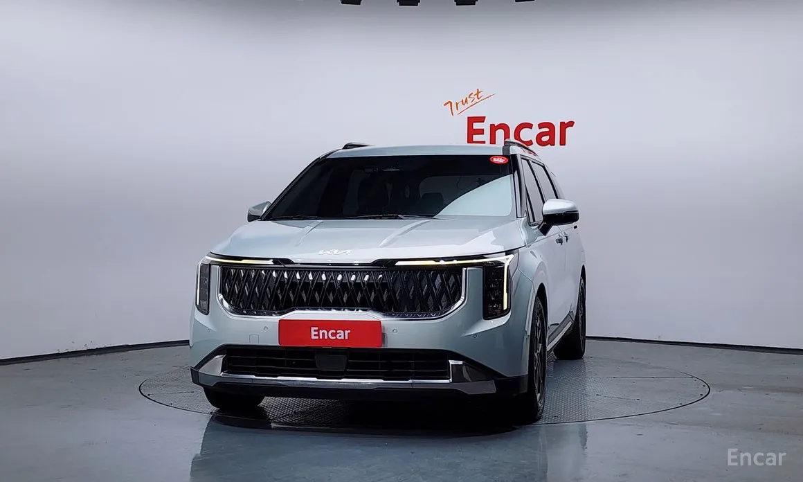 Фото 3 - Kia Carnival