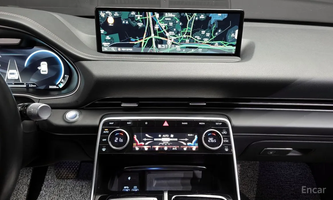 Фото 14 - Genesis GV80