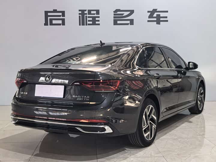 Фото 4 - Volkswagen Sagitar L