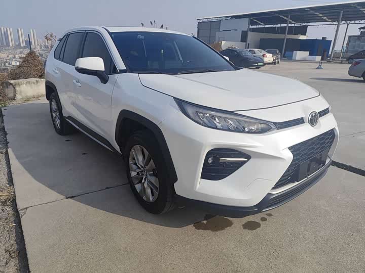 Фото 3 - Toyota Wildlander