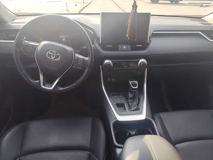 Фото 5 - Toyota Wildlander