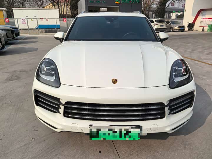 Фото 2 - Porsche Cayenne Hybrid