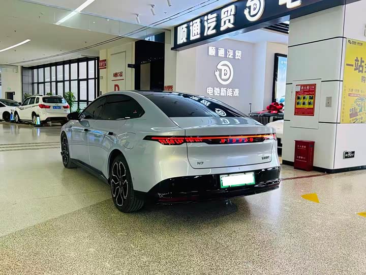 Фото 3 - Nissan N7