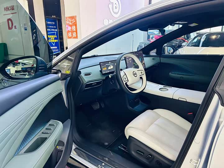 Фото 5 - Nissan N7