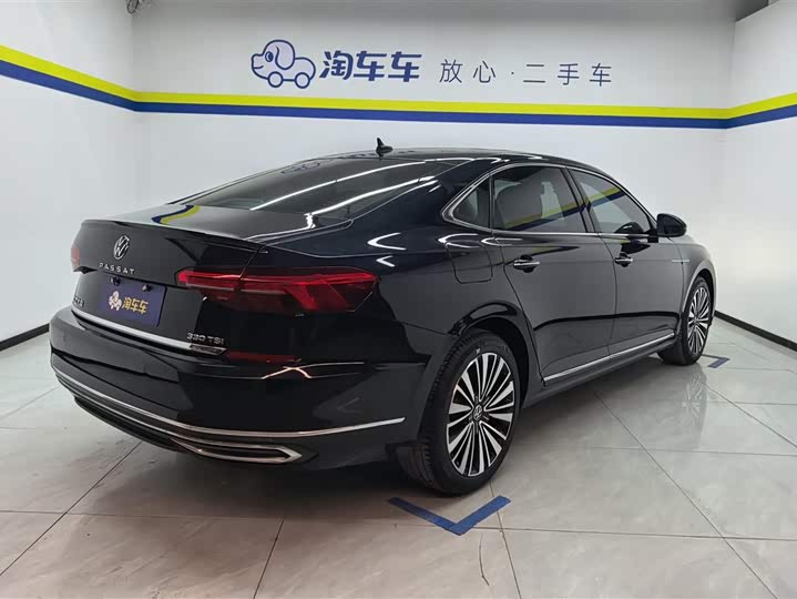 Фото 3 - Volkswagen Passat