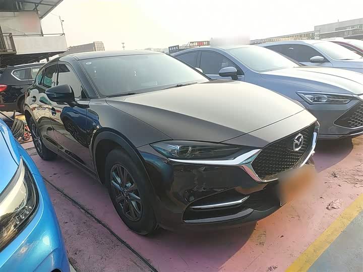 Фото 4 - Mazda CX-4