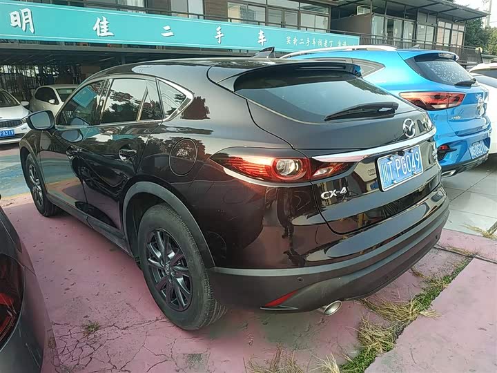 Фото 5 - Mazda CX-4