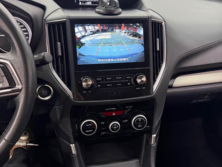 Фото 9 - Subaru Forester