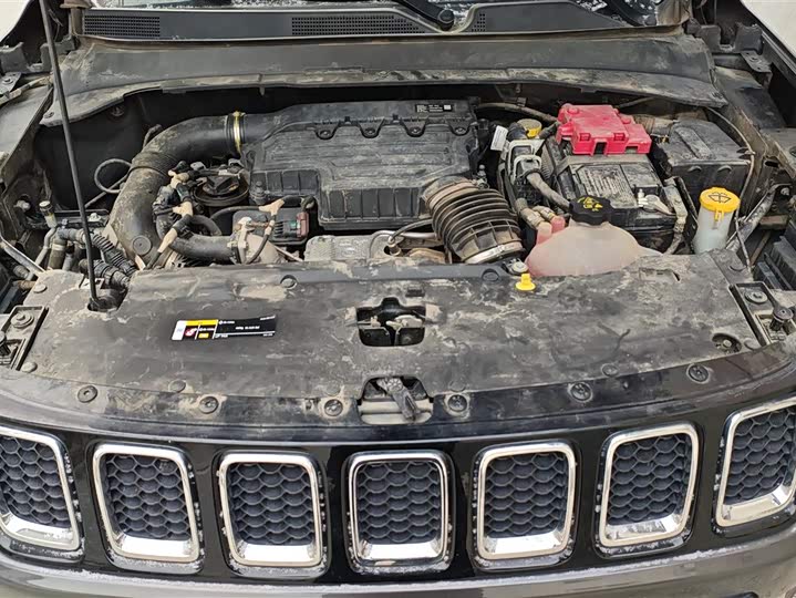 Фото 9 - Jeep Compass