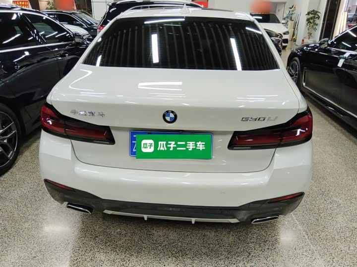 Фото 6 - BMW 5 Series