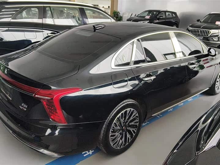 Фото 3 - Hongqi H5