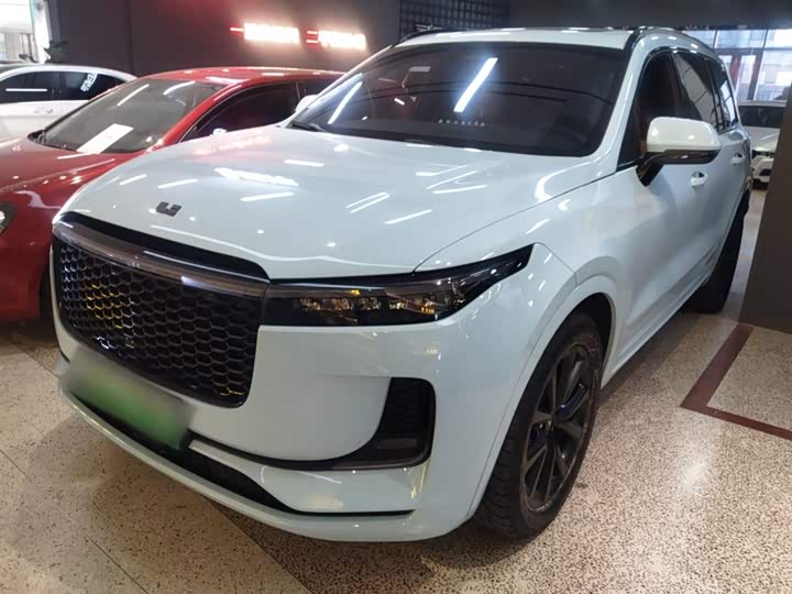 Фото 2 - LiXiang One