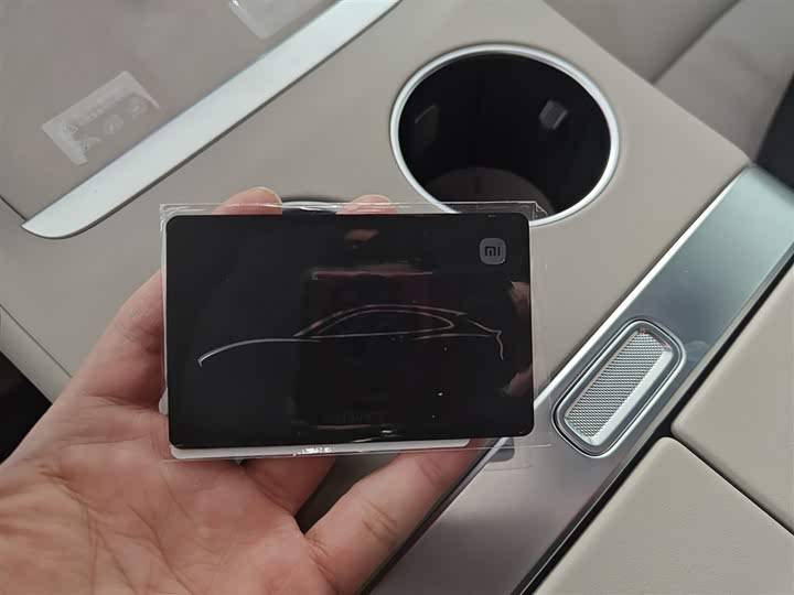 Фото 9 - Xiaomi YU7