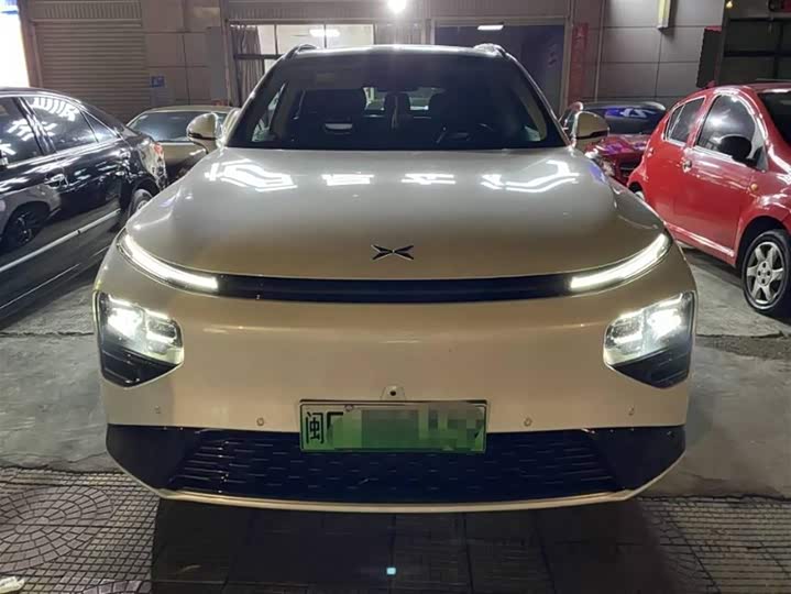 Фото 2 - XPeng G9