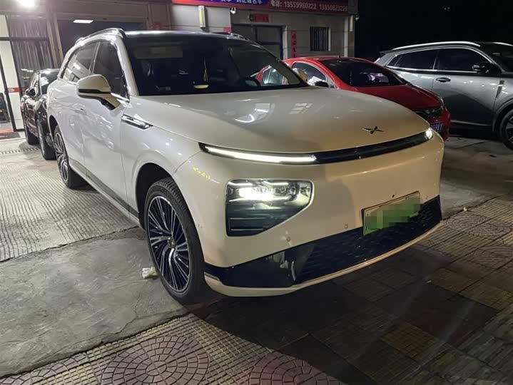 Фото 3 - XPeng G9