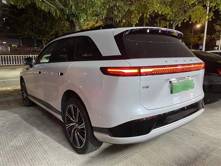 Фото 4 - XPeng G9