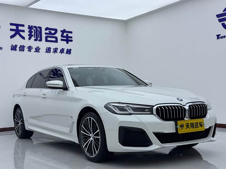 Фото 2 - BMW 5 Series
