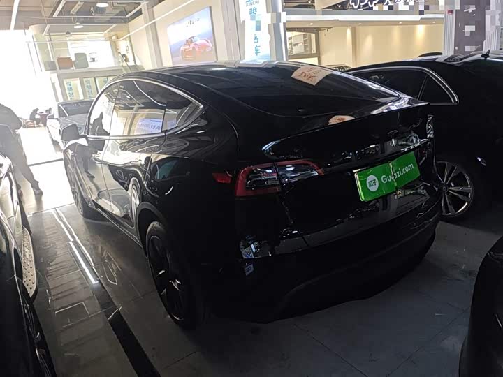 Фото 5 - Tesla Model Y